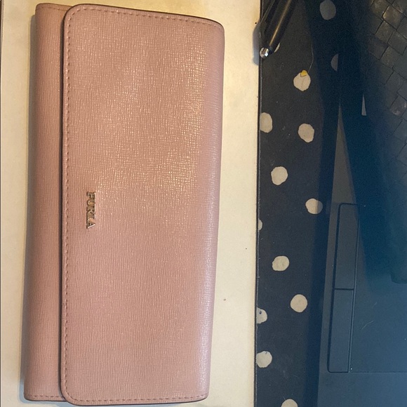 Furla Pink Wallet - Picture 1 of 1
